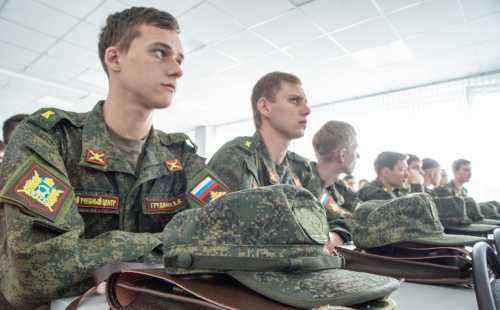 Придется ли идти в армию, если ты одновременно закончишь университет и военную кафедру?