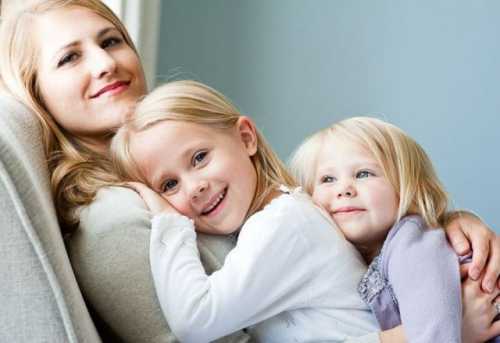 Выплаты матерям-одиночкам в 2022 году: какие положены, сроки выплат, причины отказа, в Москве и Московской области